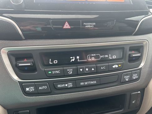 Used 2023 Honda Ridgeline RTL-E image 23