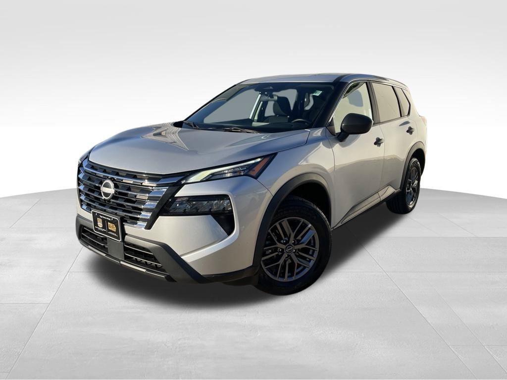 Used 2024 Nissan Rogue S AWD/4WD image 1