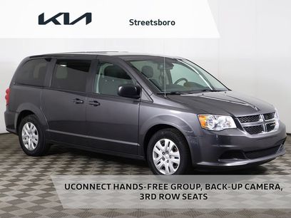 Used 2020 Dodge Grand Caravan SE w/ UConnect Hands-Free Group