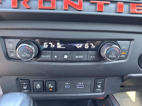 Used 2025 Nissan Frontier PRO-4X w/ Pro Premium Package AWD/4WD image 29