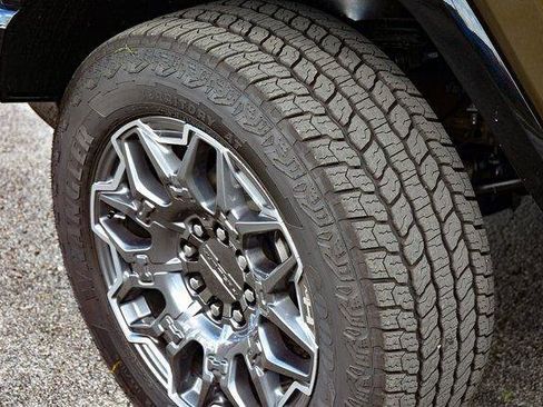 New 2026 GMC Hummer EV 3X image 3