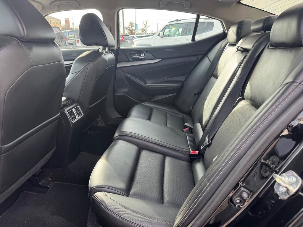 Used 2017 Nissan Maxima 3.5 SV FWD image 11