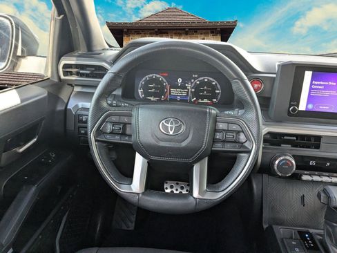 Used 2024 Toyota Tacoma TRD Sport AWD/4WD image 22