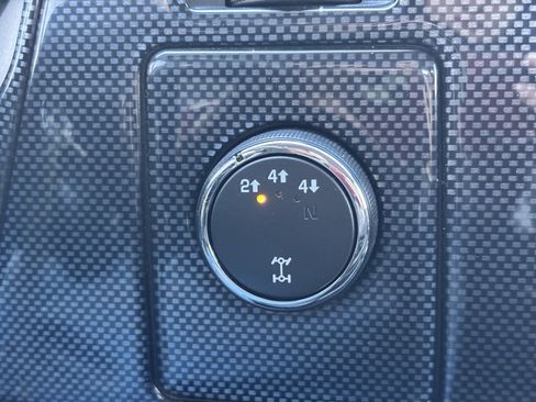 Used 2010 Chevrolet Silverado 2500 LT w/ Interior Plus Package image 14