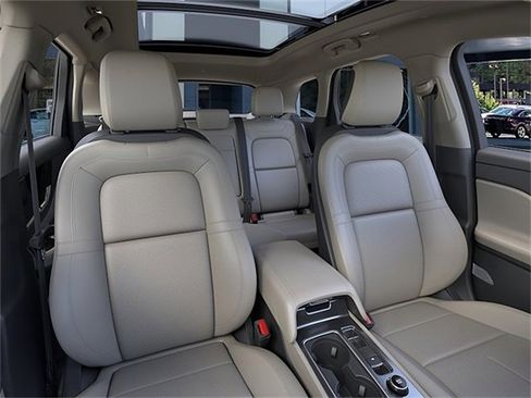 New 2026 Lincoln Corsair Premiere AWD/4WD image 10
