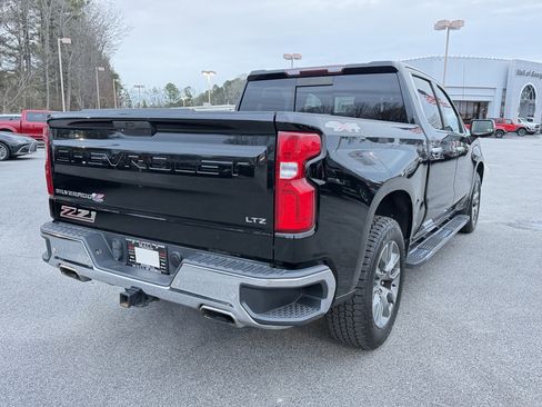 Used 2020 Chevrolet Silverado 1500 LTZ w/ LTZ Plus Package image 6