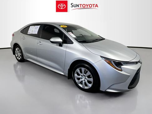 Used 2026 Toyota Corolla LE FWD image 1