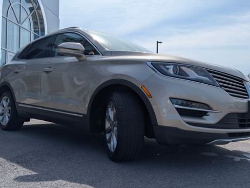 Used 2015 Lincoln MKC FWD w/ Equipment Group 101A Select image 3
