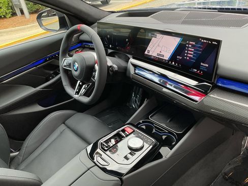 New 2027 BMW M5 Touring AWD/4WD image 30