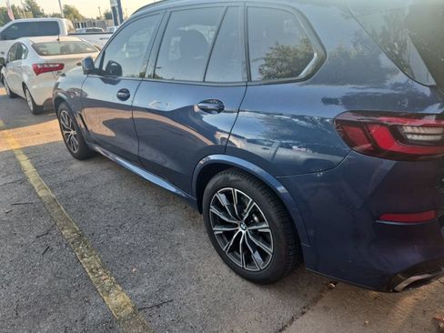 Used 2021 BMW X5 sDrive40i w/ M Sport Package RWD image 10