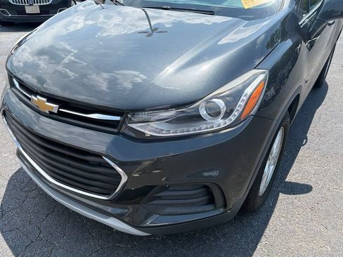 Used 2018 Chevrolet Trax LT FWD image 19