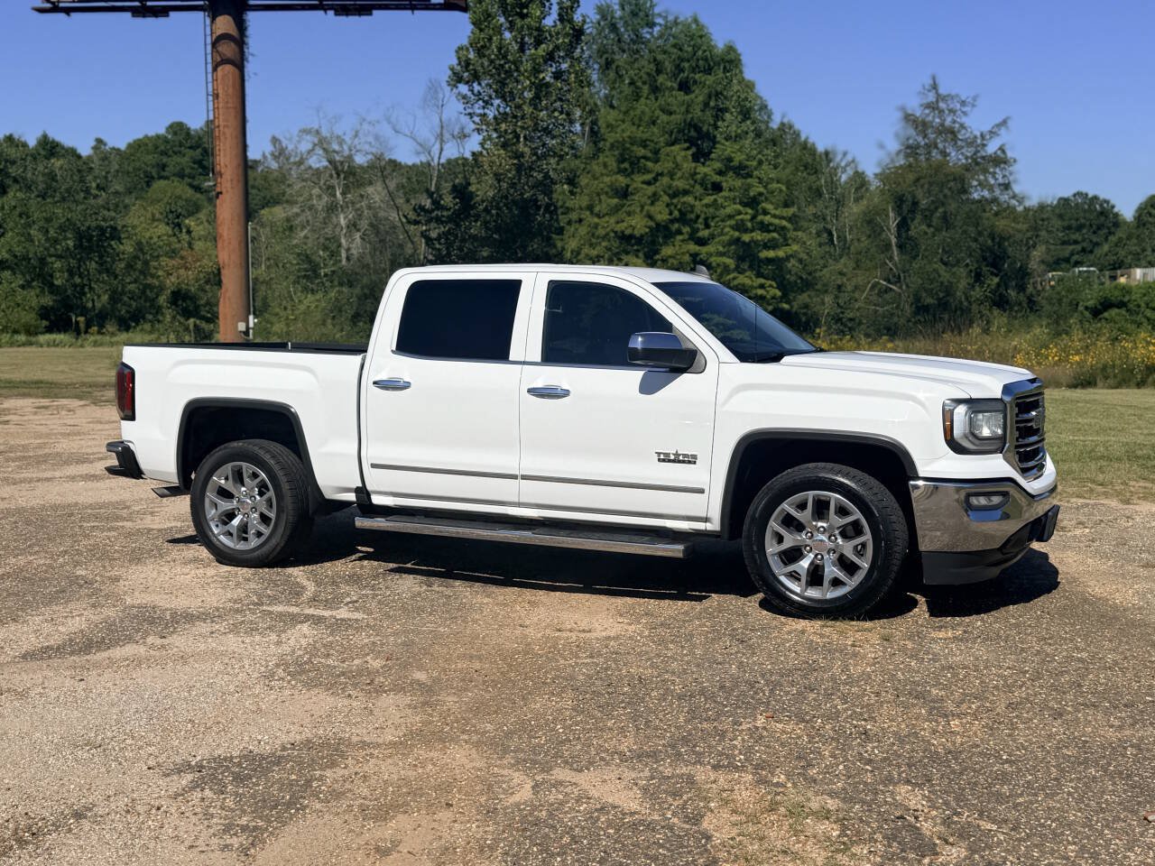 Used 2018 GMC Sierra 1500 SLT w/ Texas SLT Premium Package RWD image 7