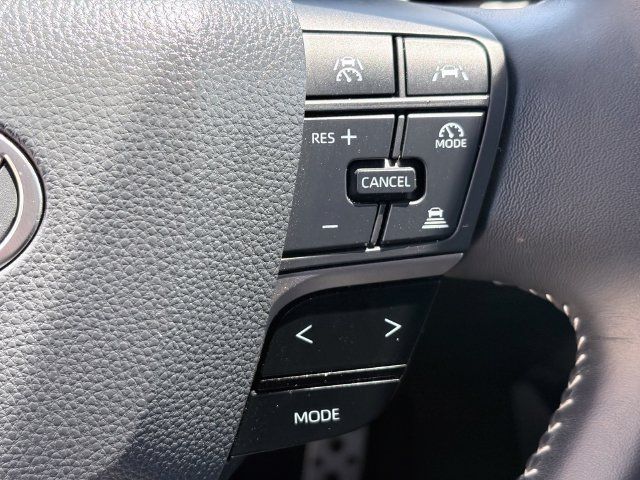 Used 2025 Toyota Camry SE FWD image 14
