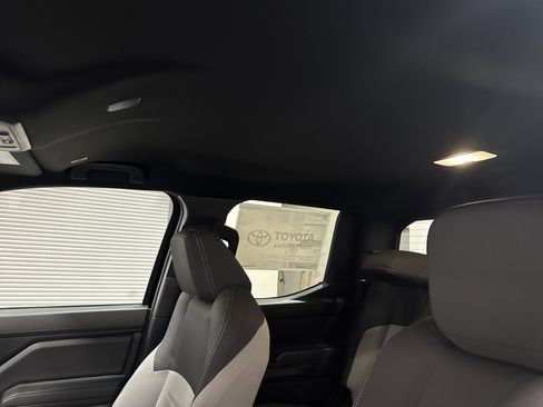 New 2025 Toyota Tacoma TRD Off-Road image 12