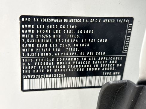 Used 2024 Volkswagen Taos SE AWD/4WD image 12