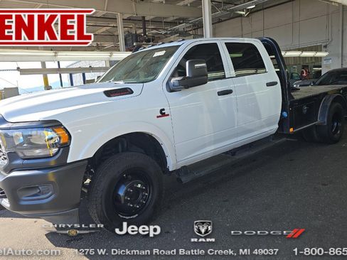 Used 2024 RAM 3500 Tradesman w/ Max Tow Package RWD image 1