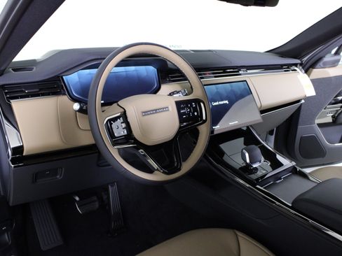 New 2026 Land Rover Range Rover Sport Dynamic SE image 17