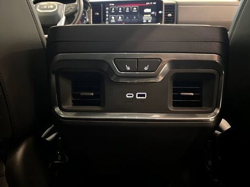 Certified 2024 GMC Sierra 1500 SLT w/ SLT Convenience Package AWD/4WD image 10