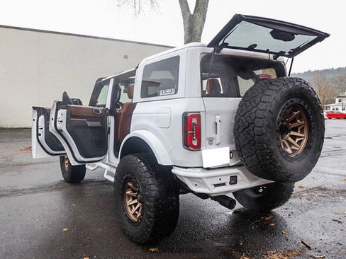 Used 2023 Ford Bronco Outer Banks image 23