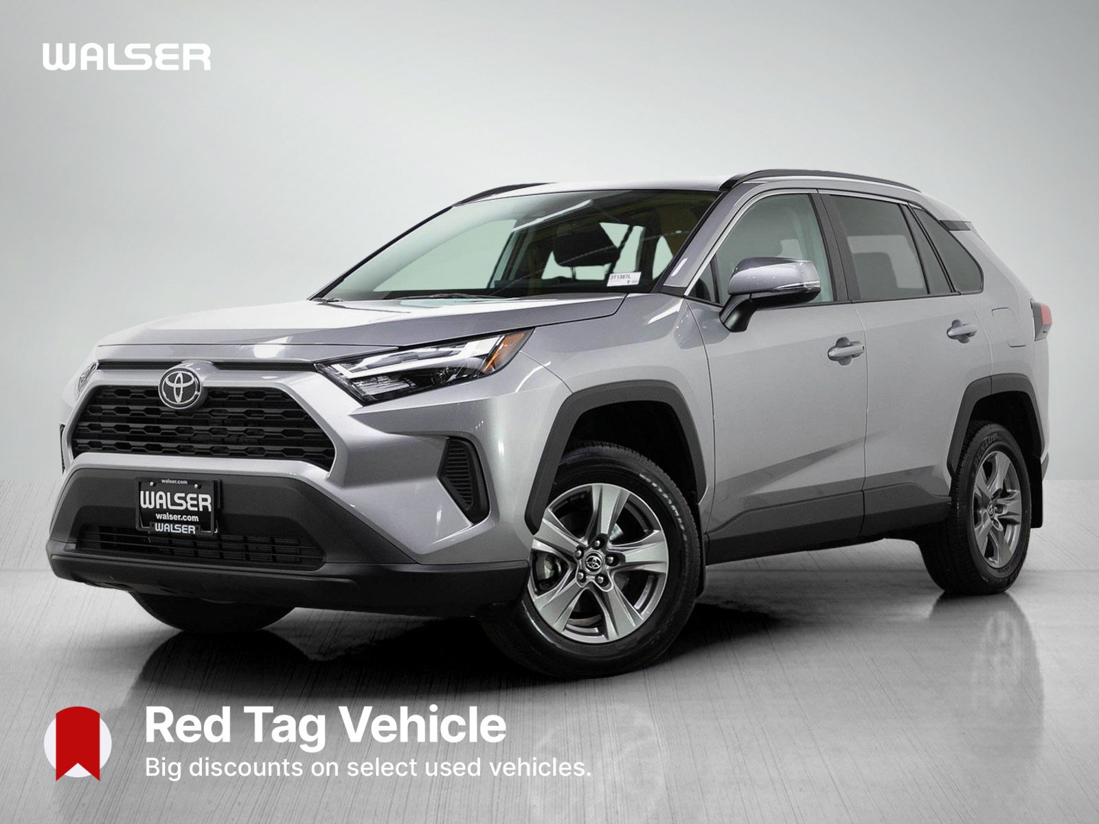 Used 2024 Toyota RAV4 XLE AWD/4WD image 1