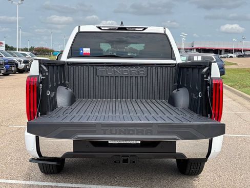 New 2026 Toyota Tundra SR5 AWD/4WD image 7
