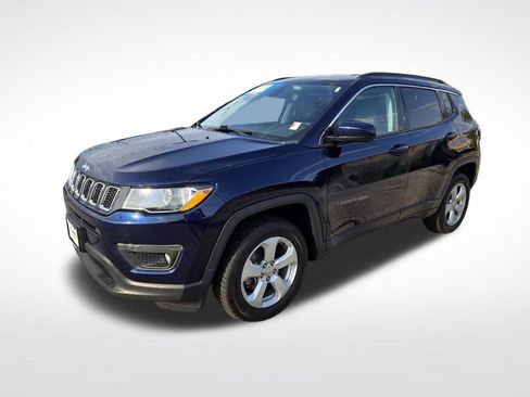 Used 2019 Jeep Compass Latitude w/ Cold Weather Group AWD/4WD image 7