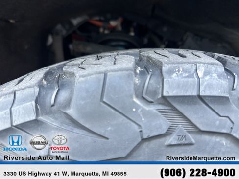 Used 2024 Toyota Tundra Limited w/ TRD Off-Road Package AWD/4WD image 12
