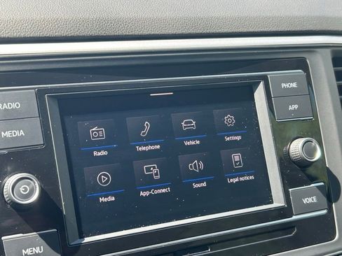 Used 2023 Volkswagen Atlas SE FWD image 14