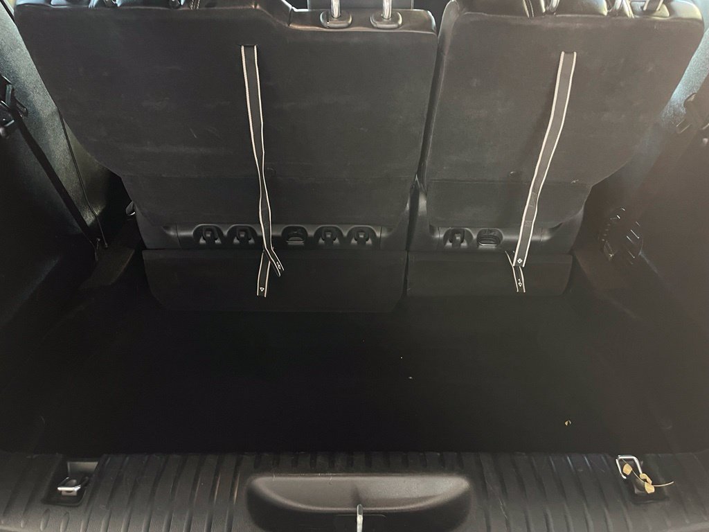 Used 2025 Chrysler Pacifica Select FWD image 15