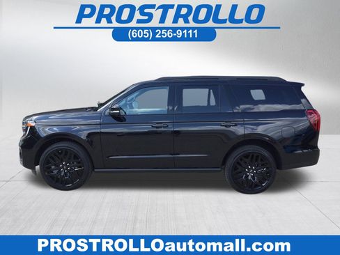 New 2026 Ford Expedition Platinum w/ Stealth Performance Package AWD/4WD image 1