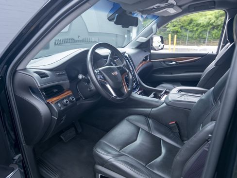 Used 2016 Cadillac Escalade ESV Premium AWD/4WD image 15