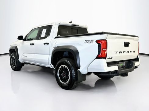 Used 2025 Toyota Tacoma TRD Off-Road w/ TRD Off Road Upgrade Package AWD/4WD image 5