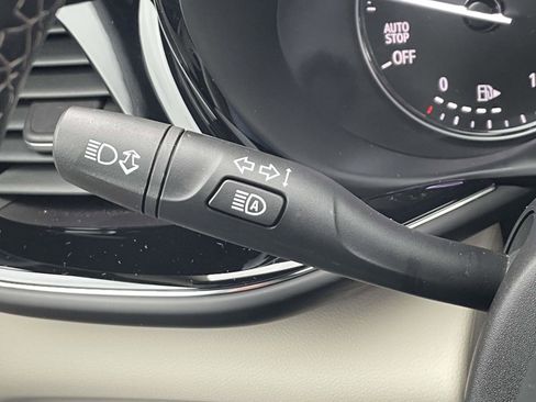 Certified 2023 Buick Envision Avenir AWD/4WD image 38
