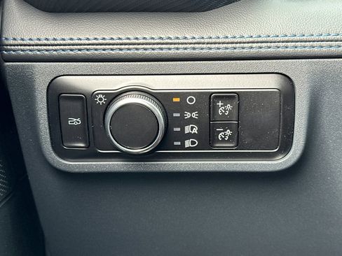 New 2025 Ford Mustang Dark Horse image 24