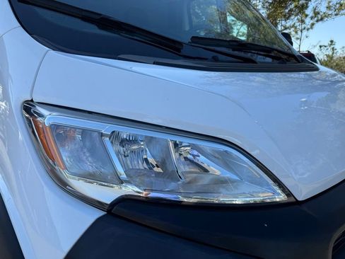 Used 2023 RAM ProMaster 2500 image 4