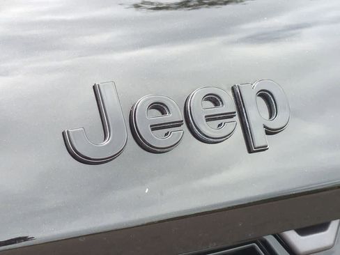 New 2026 Jeep Grand Cherokee L Limited AWD/4WD image 12