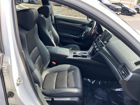 Used 2018 Honda Accord Sport image 26