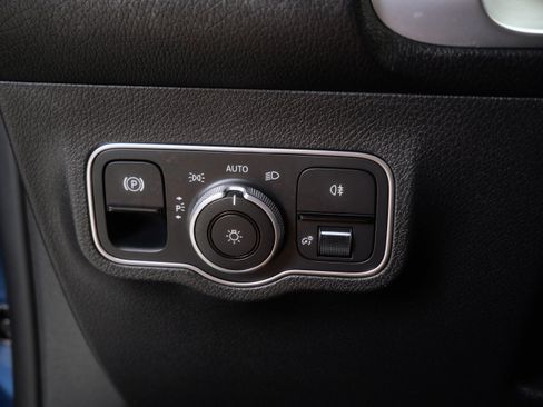 Certified 2022 Mercedes-Benz GLB 35 AMG 4MATIC image 26