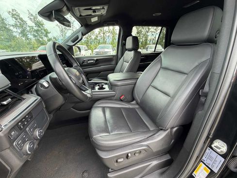Certified 2025 Chevrolet Tahoe LT AWD/4WD image 6