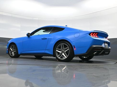 Used 2025 Ford Mustang Premium RWD image 35