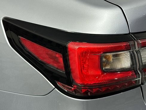 Used 2024 Subaru Legacy Premium image 35