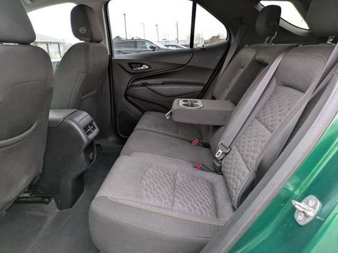 Used 2018 Chevrolet Equinox LT image 19