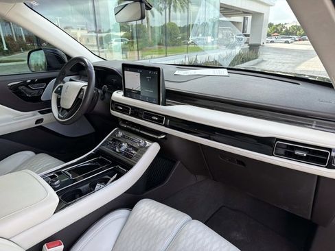 Certified 2023 Lincoln Aviator Black Label w/ Dynamic Handling Package AWD/4WD image 22