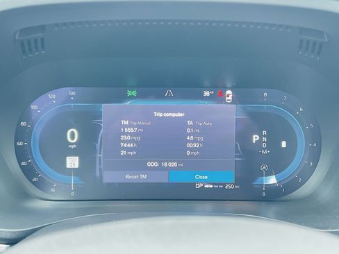 Certified 2023 Volvo XC60 B5 Plus w/ Climate Package image 17