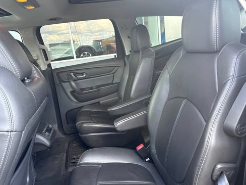 Used 2017 Chevrolet Traverse LT AWD/4WD image 17