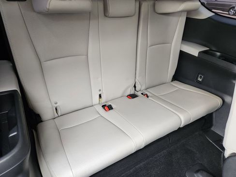 Used 2024 Toyota Grand Highlander Limited image 29