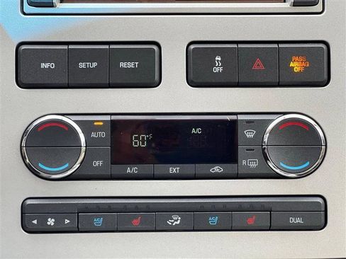 Used 2008 Lincoln MKX AWD image 29