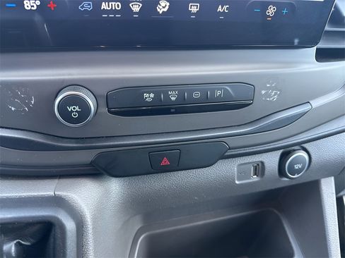 Used 2022 Ford Transit 350 XLT image 34