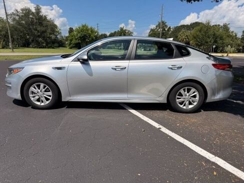 Used 2018 Kia Optima LX FWD image 5