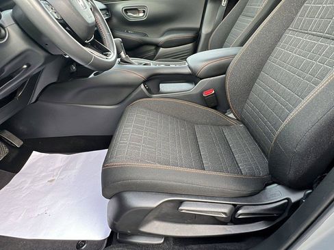 Certified 2024 Honda HR-V Sport image 21